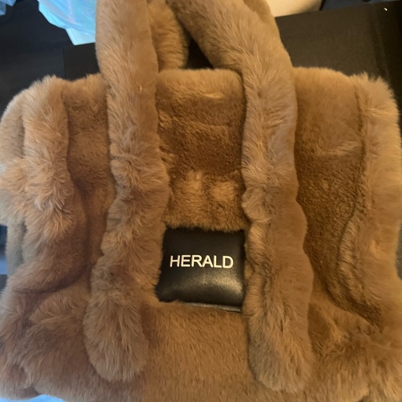 Herald Faux Fur Bag (brown) - Picture 1 of 2